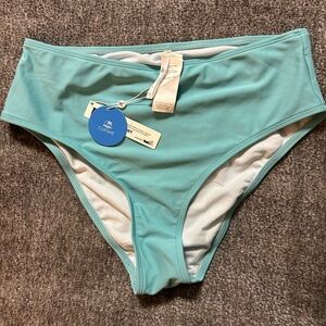 CUPSHE ladies bikini bottom.  Size: Medium 
NWT